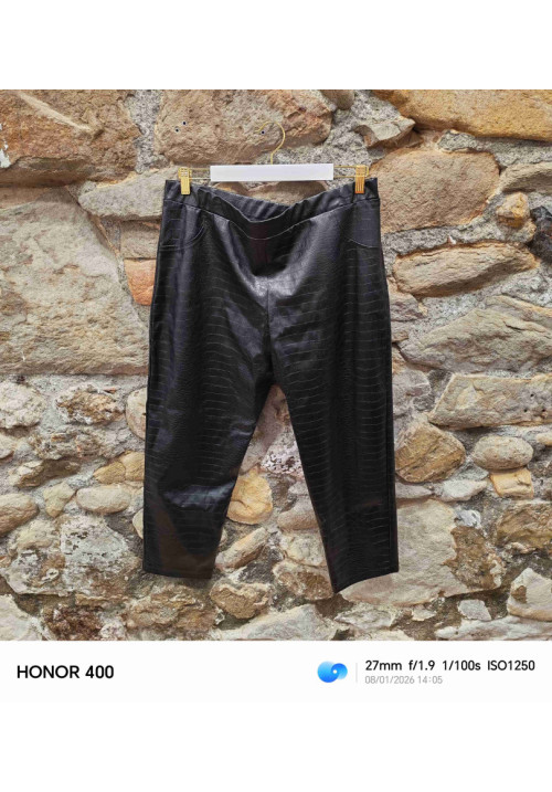 pantalon cocodrilo negro