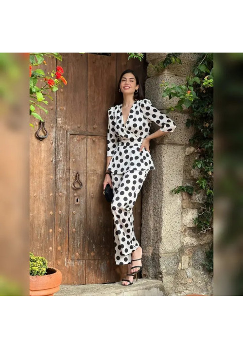 Mythe. Blusa + Pantalón